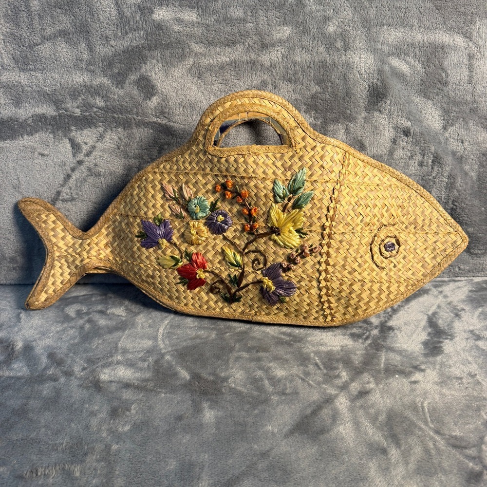 Vintage Fish Shaped Straw Tote Bag Floral Raffia Embroidery Woven Beach Handbag